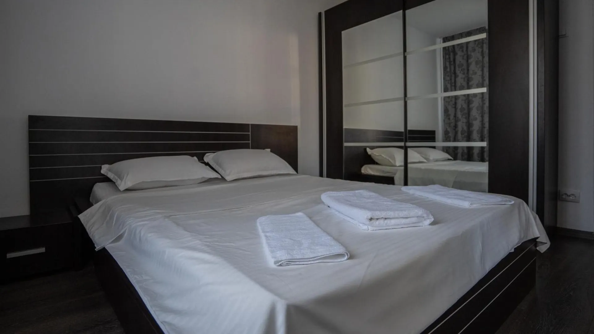 Apartament M & S Bucarest